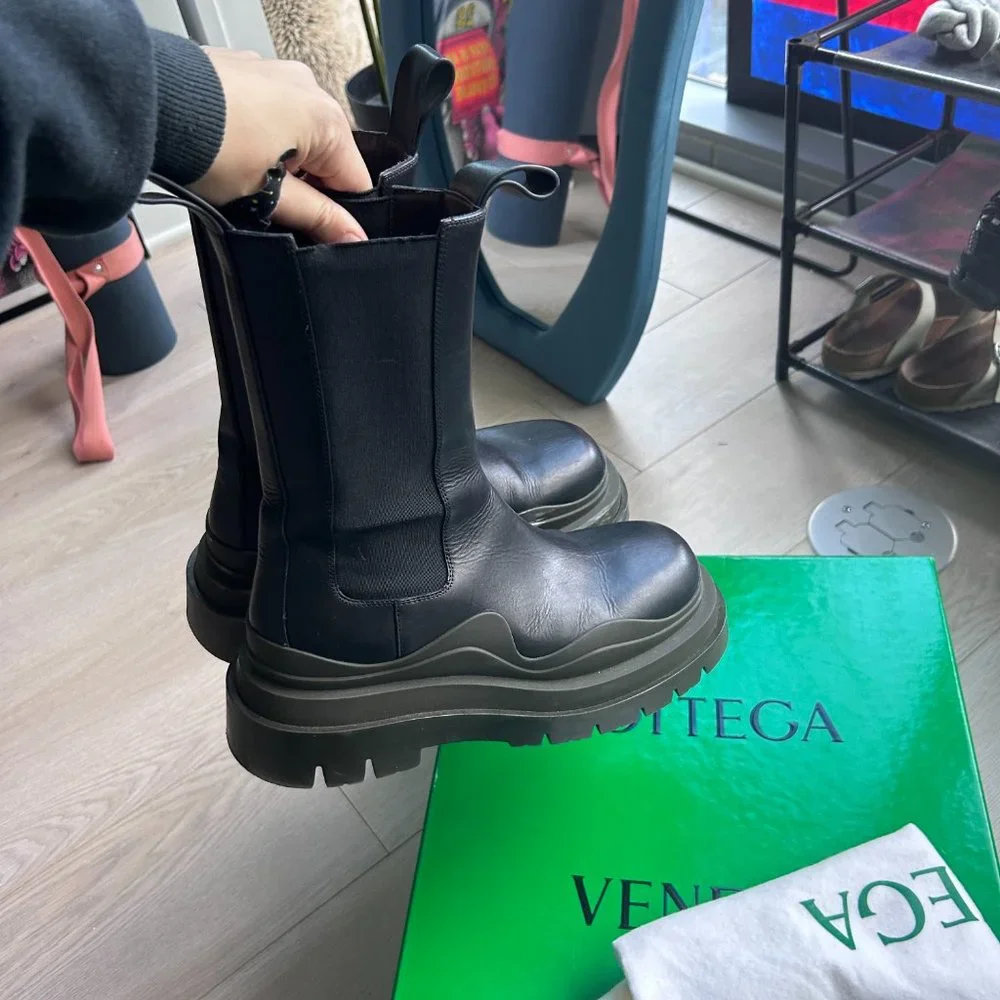 Bottega Veneta Black Ankle Boots - Picture 3 of 5